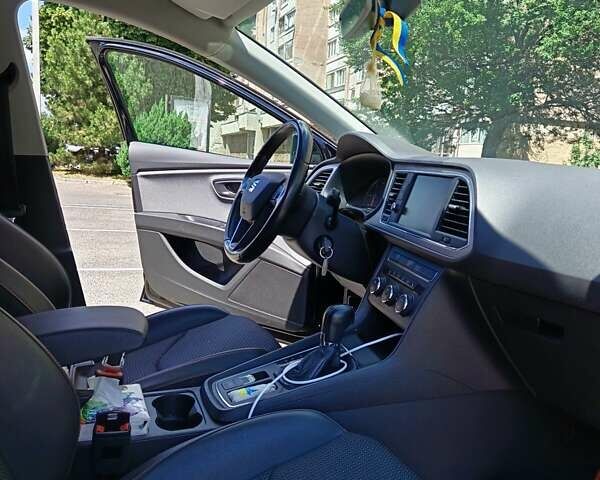 Черный Сеат Леон, объемом двигателя 1.6 л и пробегом 270 тыс. км за 15500 $, фото 28 на Automoto.ua