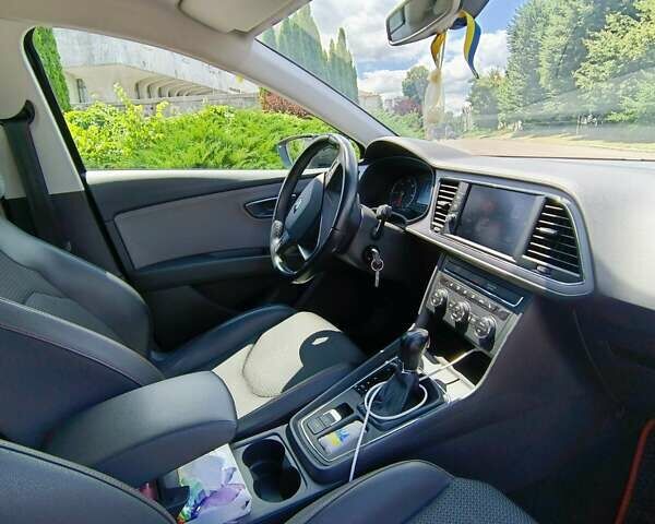 Чорний Сеат Leon, об'ємом двигуна 1.6 л та пробігом 275 тис. км за 17000 $, фото 23 на Automoto.ua