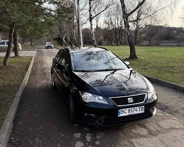 Черный Сеат Леон, объемом двигателя 1.97 л и пробегом 240 тыс. км за 13300 $, фото 2 на Automoto.ua