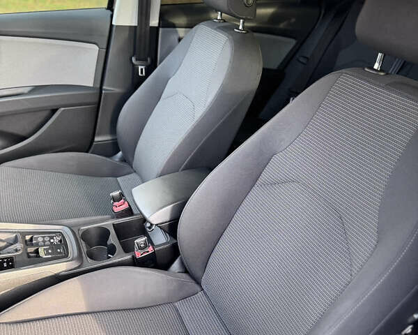Черный Сеат Леон, объемом двигателя 1.97 л и пробегом 240 тыс. км за 13300 $, фото 13 на Automoto.ua