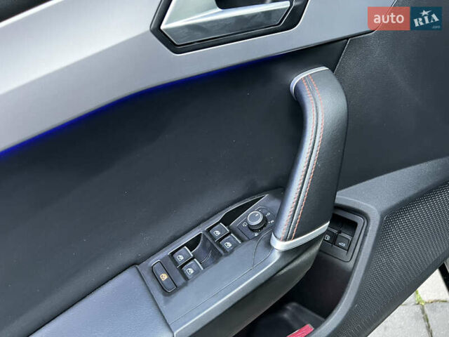 Чорний Сеат Leon, об'ємом двигуна 1.4 л та пробігом 132 тис. км за 17999 $, фото 32 на Automoto.ua