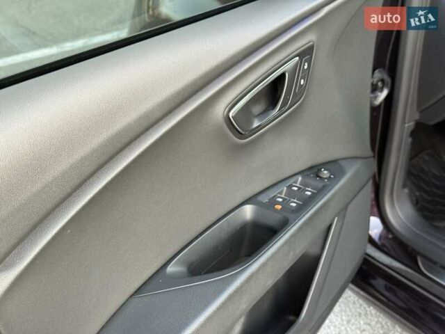 Фіолетовий Сеат Leon, об'ємом двигуна 1.8 л та пробігом 88 тис. км за 21000 $, фото 13 на Automoto.ua