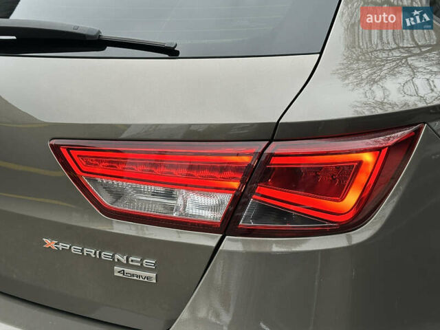 Коричневый Сеат Леон, объемом двигателя 2 л и пробегом 143 тыс. км за 16000 $, фото 11 на Automoto.ua