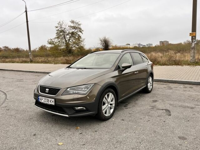Коричневый Сеат Леон, объемом двигателя 2 л и пробегом 204 тыс. км за 12500 $, фото 2 на Automoto.ua