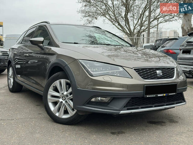 Коричневый Сеат Леон, объемом двигателя 2 л и пробегом 143 тыс. км за 16000 $, фото 2 на Automoto.ua