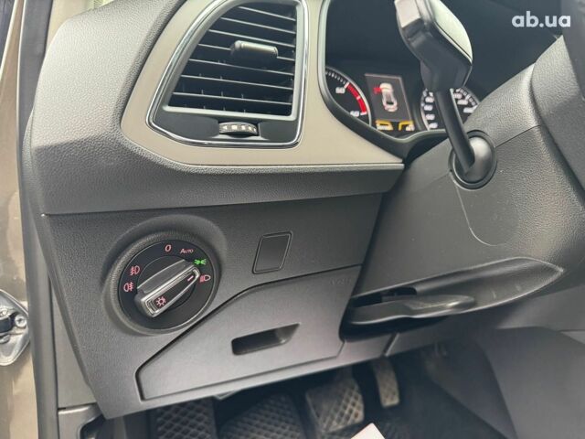 Коричневый Сеат Леон, объемом двигателя 2 л и пробегом 205 тыс. км за 11490 $, фото 19 на Automoto.ua