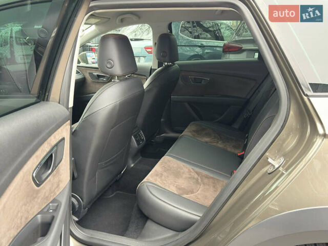 Коричневый Сеат Леон, объемом двигателя 2 л и пробегом 143 тыс. км за 16000 $, фото 23 на Automoto.ua