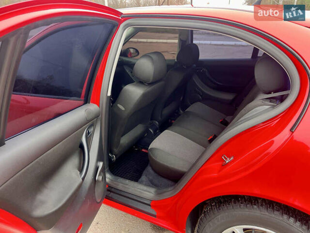 Красный Сеат Леон, объемом двигателя 1.6 л и пробегом 172 тыс. км за 3900 $, фото 9 на Automoto.ua