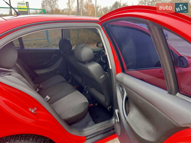 Красный Сеат Леон, объемом двигателя 1.6 л и пробегом 172 тыс. км за 3900 $, фото 11 на Automoto.ua