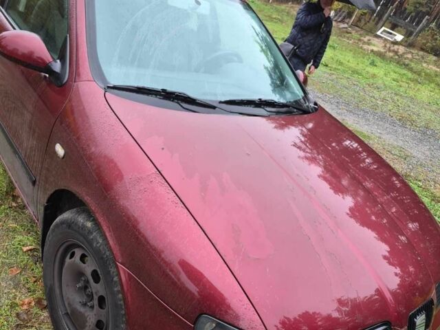 Красный Сеат Леон, объемом двигателя 1.6 л и пробегом 202 тыс. км за 4000 $, фото 4 на Automoto.ua