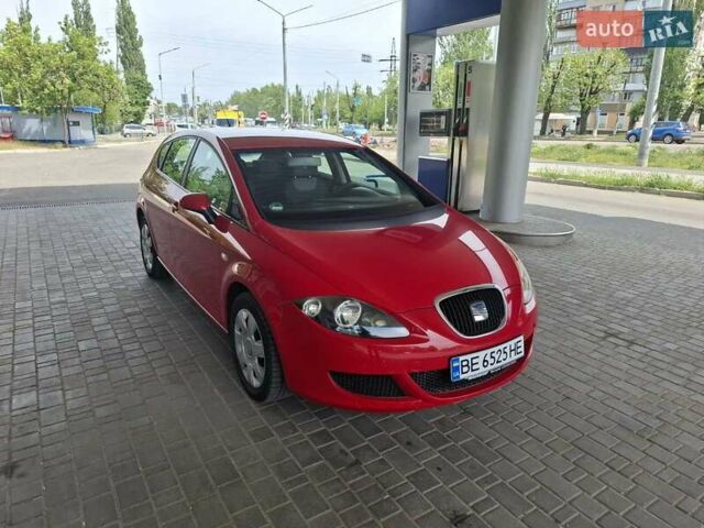 Червоний Сеат Leon, об'ємом двигуна 1.6 л та пробігом 211 тис. км за 5200 $, фото 3 на Automoto.ua