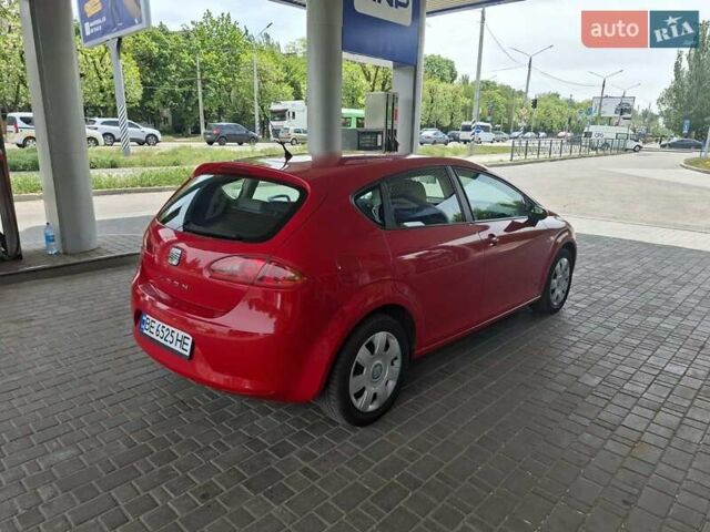 Червоний Сеат Leon, об'ємом двигуна 1.6 л та пробігом 211 тис. км за 5200 $, фото 6 на Automoto.ua