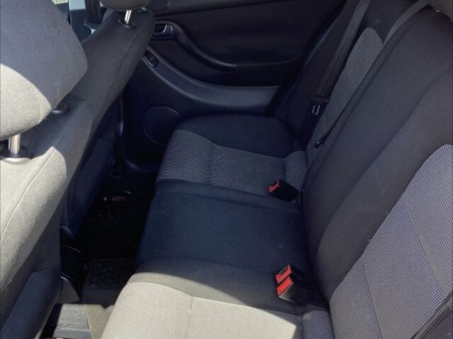 Червоний Сеат Leon, об'ємом двигуна 1.8 л та пробігом 95 тис. км за 4100 $, фото 4 на Automoto.ua