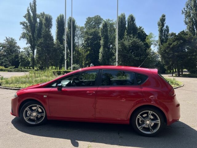 Червоний Сеат Leon, об'ємом двигуна 2 л та пробігом 180 тис. км за 7000 $, фото 2 на Automoto.ua