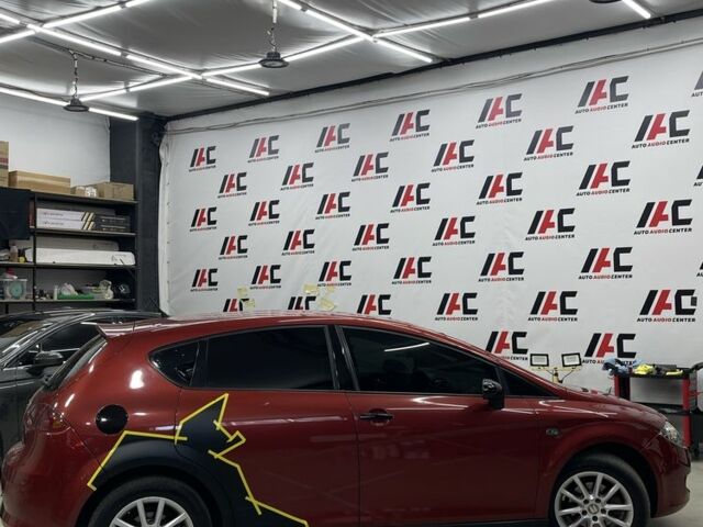 Красный Сеат Леон, объемом двигателя 0 л и пробегом 3 тыс. км за 5500 $, фото 2 на Automoto.ua