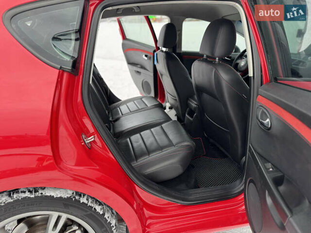 Червоний Сеат Leon, об'ємом двигуна 2 л та пробігом 183 тис. км за 5700 $, фото 20 на Automoto.ua