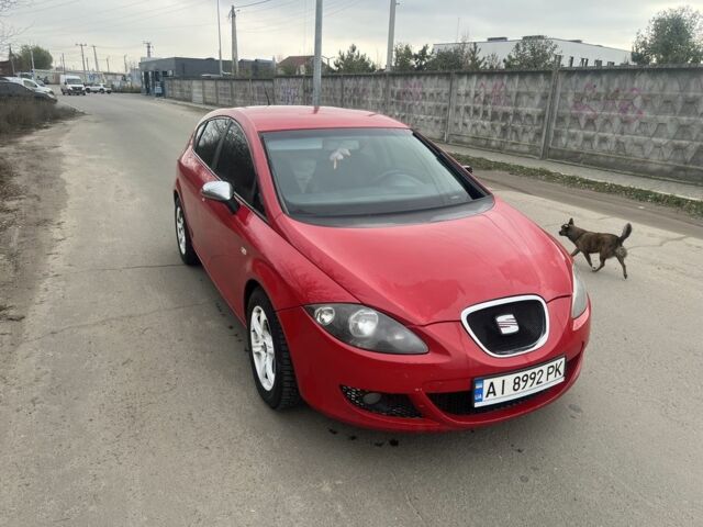 Красный Сеат Леон, объемом двигателя 1.6 л и пробегом 280 тыс. км за 2800 $, фото 7 на Automoto.ua