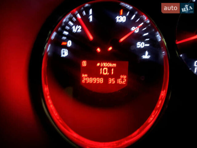 Красный Сеат Леон, объемом двигателя 1.98 л и пробегом 290 тыс. км за 4700 $, фото 6 на Automoto.ua