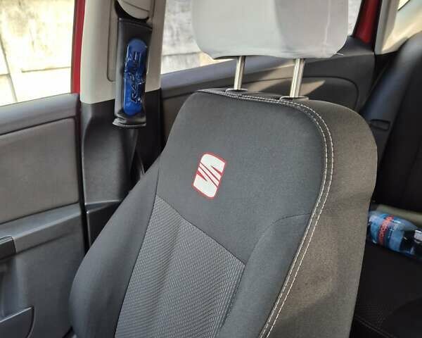 Червоний Сеат Leon, об'ємом двигуна 1.6 л та пробігом 186 тис. км за 6000 $, фото 20 на Automoto.ua