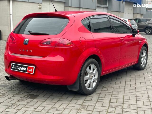 Красный Сеат Леон, объемом двигателя 2 л и пробегом 122 тыс. км за 5790 $, фото 4 на Automoto.ua
