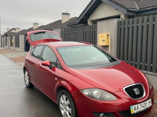 Червоний Сеат Leon, об'ємом двигуна 0 л та пробігом 219 тис. км за 6200 $, фото 8 на Automoto.ua