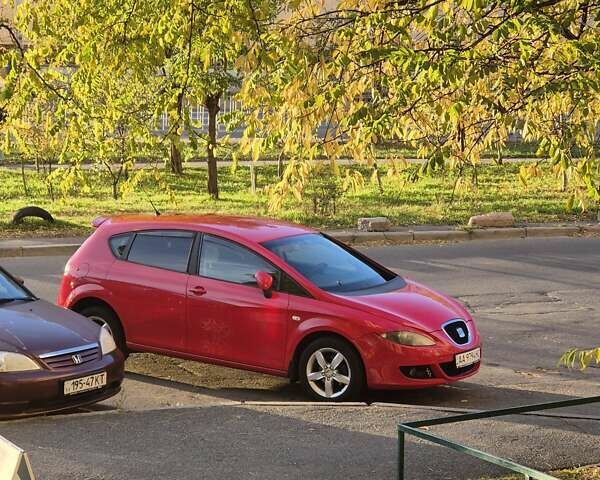 Червоний Сеат Leon, об'ємом двигуна 1.6 л та пробігом 186 тис. км за 6000 $, фото 15 на Automoto.ua