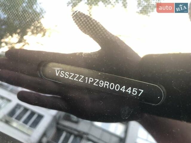 Красный Сеат Леон, объемом двигателя 2 л и пробегом 108 тыс. км за 7500 $, фото 5 на Automoto.ua