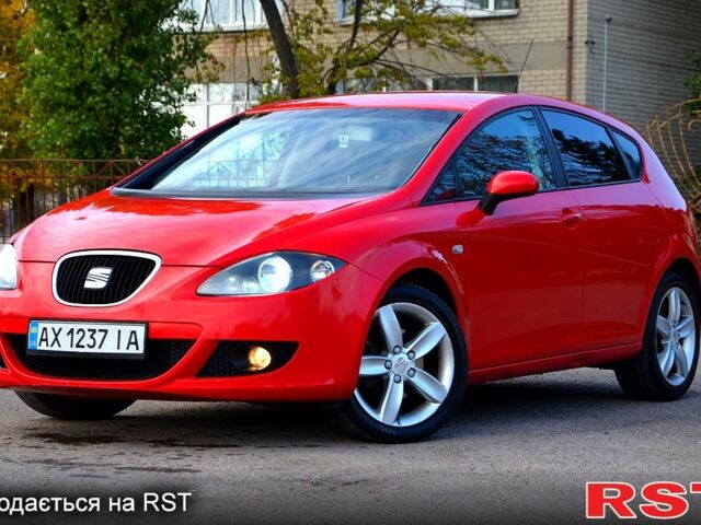 Червоний Сеат Leon, об'ємом двигуна 2 л та пробігом 206 тис. км за 6300 $, фото 1 на Automoto.ua