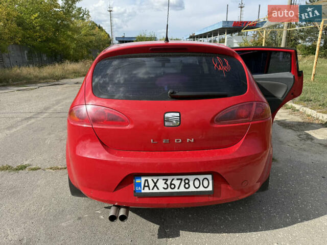 Червоний Сеат Leon, об'ємом двигуна 1.6 л та пробігом 213 тис. км за 5600 $, фото 8 на Automoto.ua