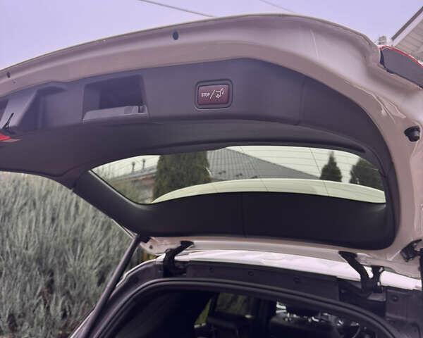 Червоний Сеат Leon, об'ємом двигуна 1.6 л та пробігом 219 тис. км за 5999 $, фото 16 на Automoto.ua