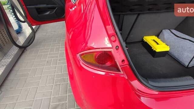 Червоний Сеат Leon, об'ємом двигуна 2 л та пробігом 203 тис. км за 4500 $, фото 6 на Automoto.ua