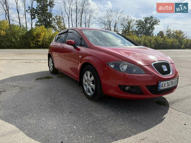 Червоний Сеат Leon, об'ємом двигуна 1.6 л та пробігом 213 тис. км за 5600 $, фото 11 на Automoto.ua