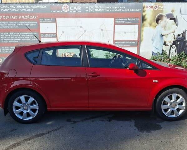 Червоний Сеат Leon, об'ємом двигуна 1.6 л та пробігом 175 тис. км за 7200 $, фото 3 на Automoto.ua