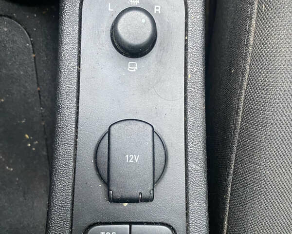 Красный Сеат Леон, объемом двигателя 1.98 л и пробегом 290 тыс. км за 4700 $, фото 8 на Automoto.ua