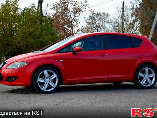 Червоний Сеат Leon, об'ємом двигуна 2 л та пробігом 206 тис. км за 6300 $, фото 2 на Automoto.ua