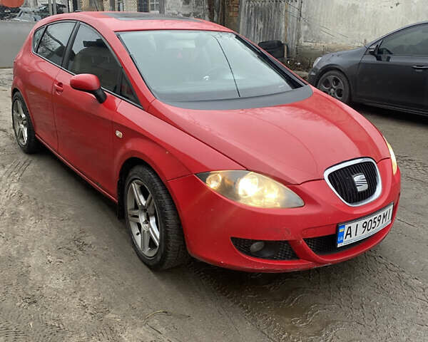 Красный Сеат Леон, объемом двигателя 1.98 л и пробегом 290 тыс. км за 4700 $, фото 1 на Automoto.ua