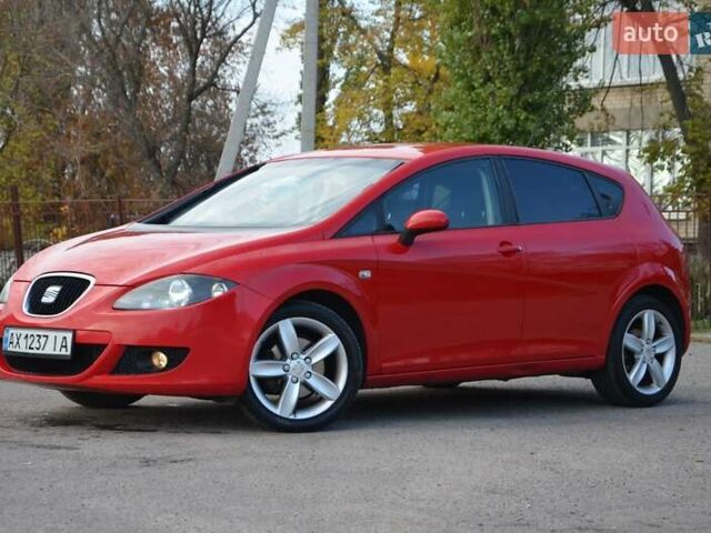 Сеат Леон 2008 в Павлограде на Automoto.ua Красный Сеат Леон, объемом двигателя 2 л и пробегом 206 тыс. км за 6300 $, фото 4 на Automoto.ua