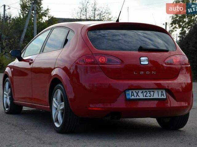 Сеат Леон 2008 в Павлограде на Automoto.ua Красный Сеат Леон, объемом двигателя 2 л и пробегом 206 тыс. км за 6300 $, фото 14 на Automoto.ua