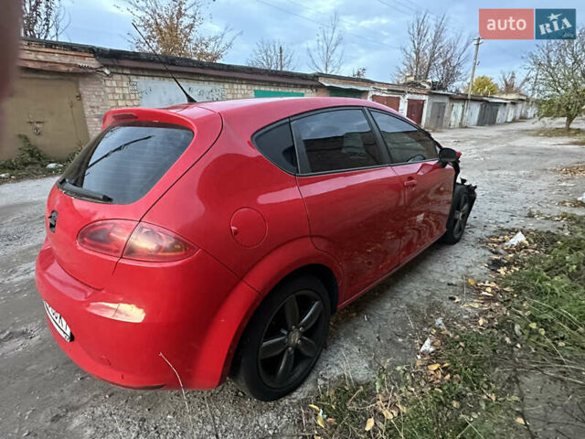 Сеат Леон 2008 в Белой Церкве на Automoto.ua Красный Сеат Леон, объемом двигателя 2 л и пробегом 200 тыс. км за 2250 $, фото 5 на Automoto.ua