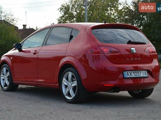 Сеат Леон 2008 в Павлограде на Automoto.ua Красный Сеат Леон, объемом двигателя 2 л и пробегом 206 тыс. км за 6300 $, фото 13 на Automoto.ua