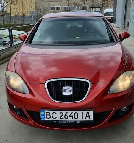 Красный Сеат Леон, объемом двигателя 1.6 л и пробегом 161 тыс. км за 7000 $, фото 2 на Automoto.ua