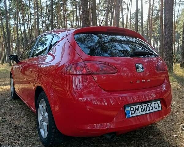 Червоний Сеат Leon, об'ємом двигуна 1.6 л та пробігом 165 тис. км за 6400 $, фото 1 на Automoto.ua