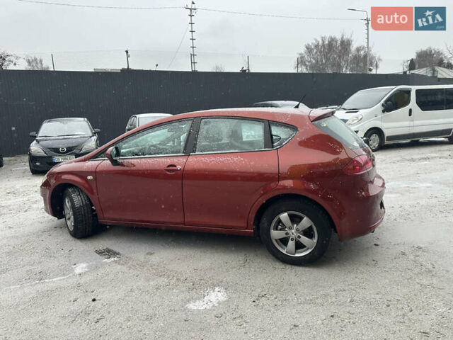 Червоний Сеат Leon, об'ємом двигуна 1.9 л та пробігом 245 тис. км за 6300 $, фото 10 на Automoto.ua