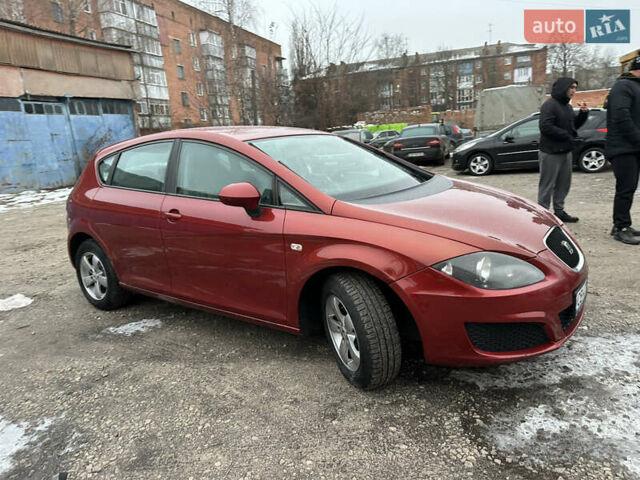 Красный Сеат Леон, объемом двигателя 1.9 л и пробегом 245 тыс. км за 6400 $, фото 11 на Automoto.ua