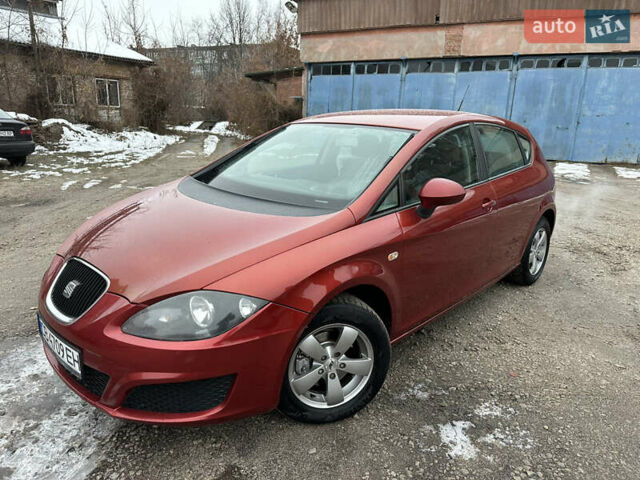 Красный Сеат Леон, объемом двигателя 1.9 л и пробегом 245 тыс. км за 6400 $, фото 1 на Automoto.ua