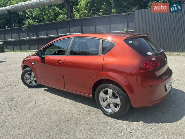 Червоний Сеат Leon, об'ємом двигуна 1.9 л та пробігом 245 тис. км за 6500 $, фото 14 на Automoto.ua