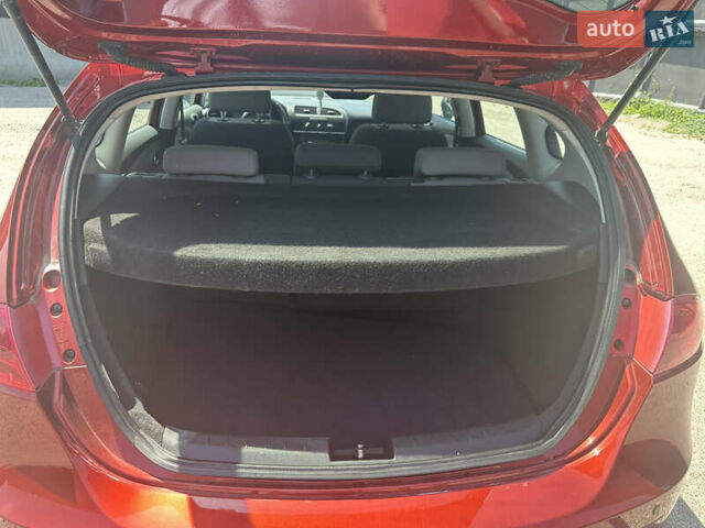 Червоний Сеат Leon, об'ємом двигуна 1.9 л та пробігом 245 тис. км за 6500 $, фото 11 на Automoto.ua
