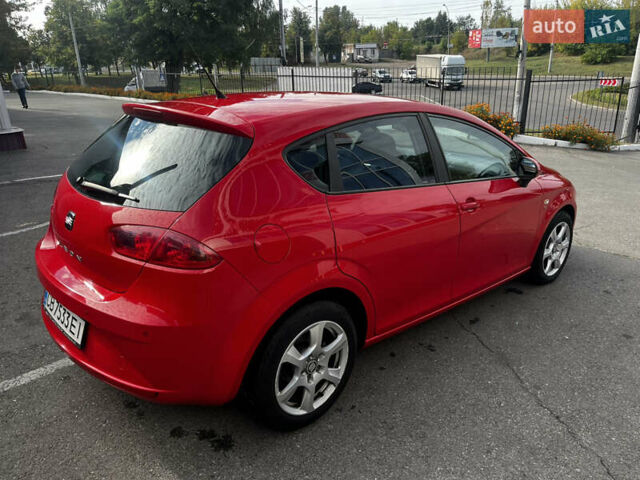 Червоний Сеат Leon, об'ємом двигуна 1.2 л та пробігом 189 тис. км за 5200 $, фото 25 на Automoto.ua