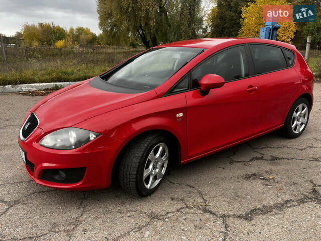 Красный Сеат Леон, объемом двигателя 1.2 л и пробегом 189 тыс. км за 6200 $, фото 4 на Automoto.ua