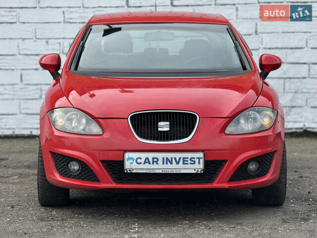 Червоний Сеат Leon, об'ємом двигуна 1.39 л та пробігом 269 тис. км за 5700 $, фото 4 на Automoto.ua